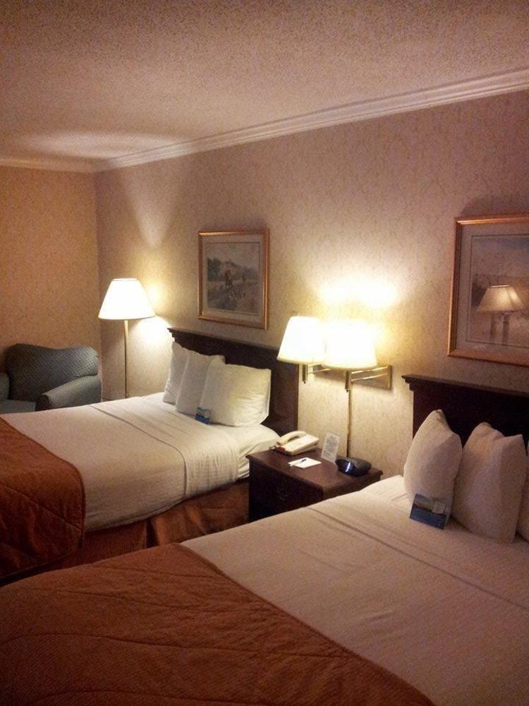 Baymont By Wyndham Greensboro/Coliseum Esterno foto